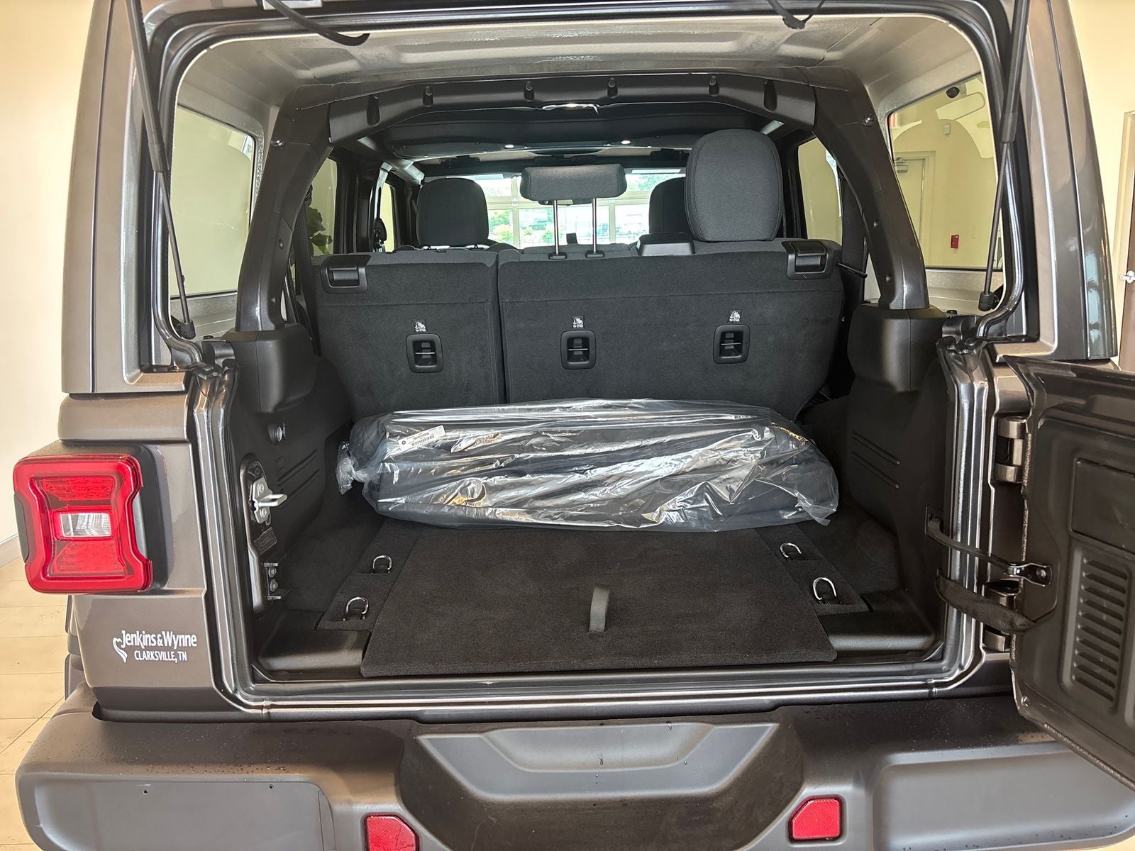2025 Jeep Wrangler Sahara 4xe