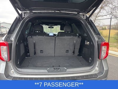 2024 Ford Explorer ST-Line