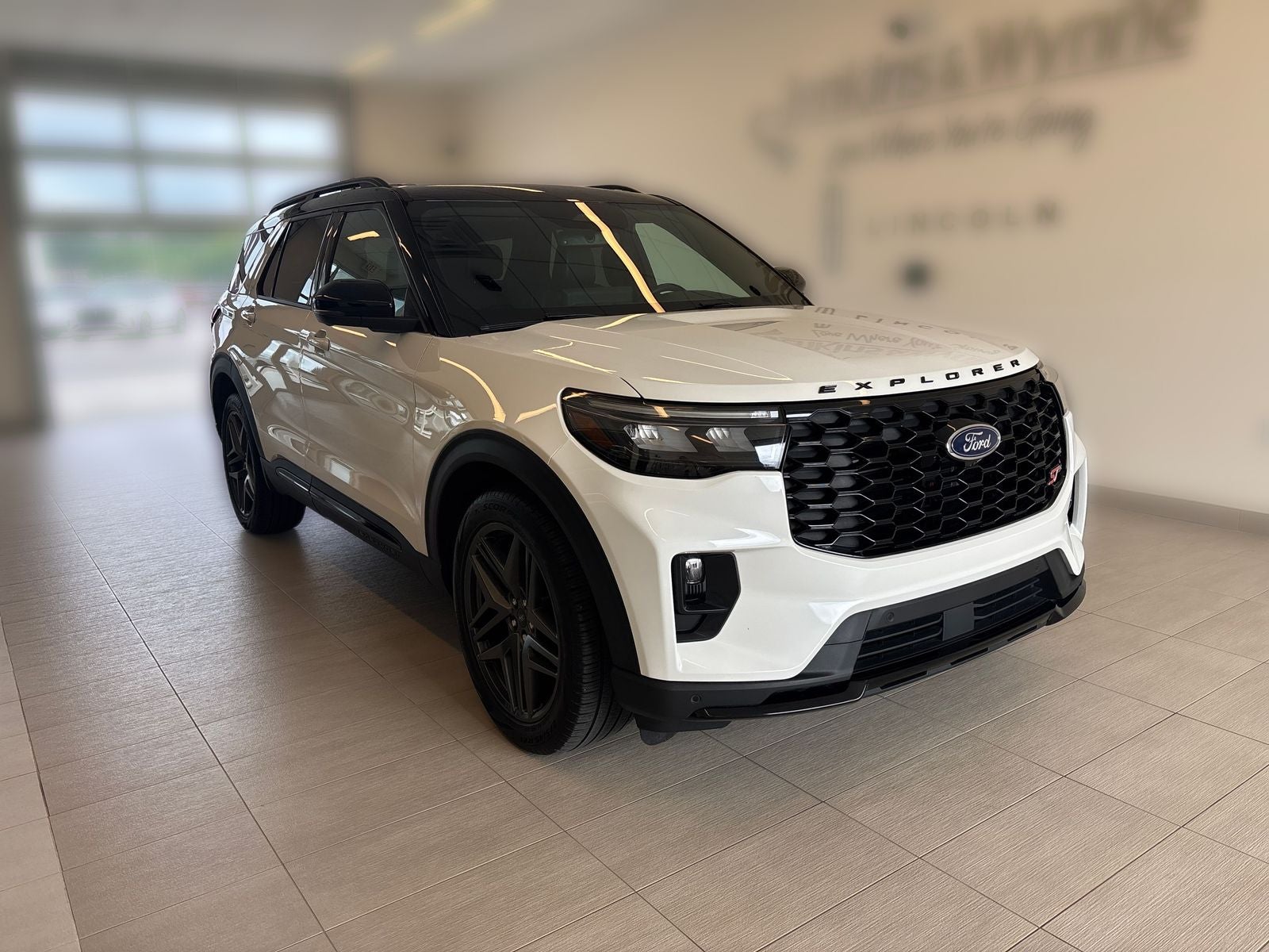 2025 Ford Explorer ST