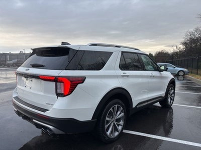 2025 Ford Explorer Platinum