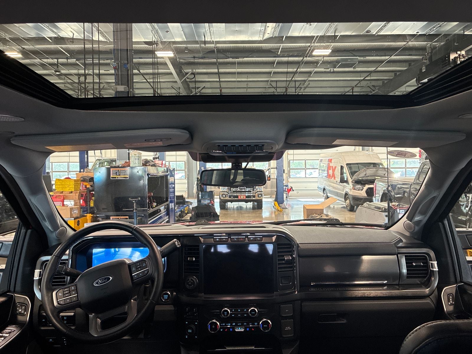 2023 Ford F-350SD Lariat
