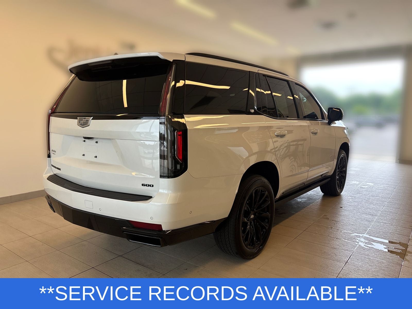 2024 Cadillac Escalade Sport