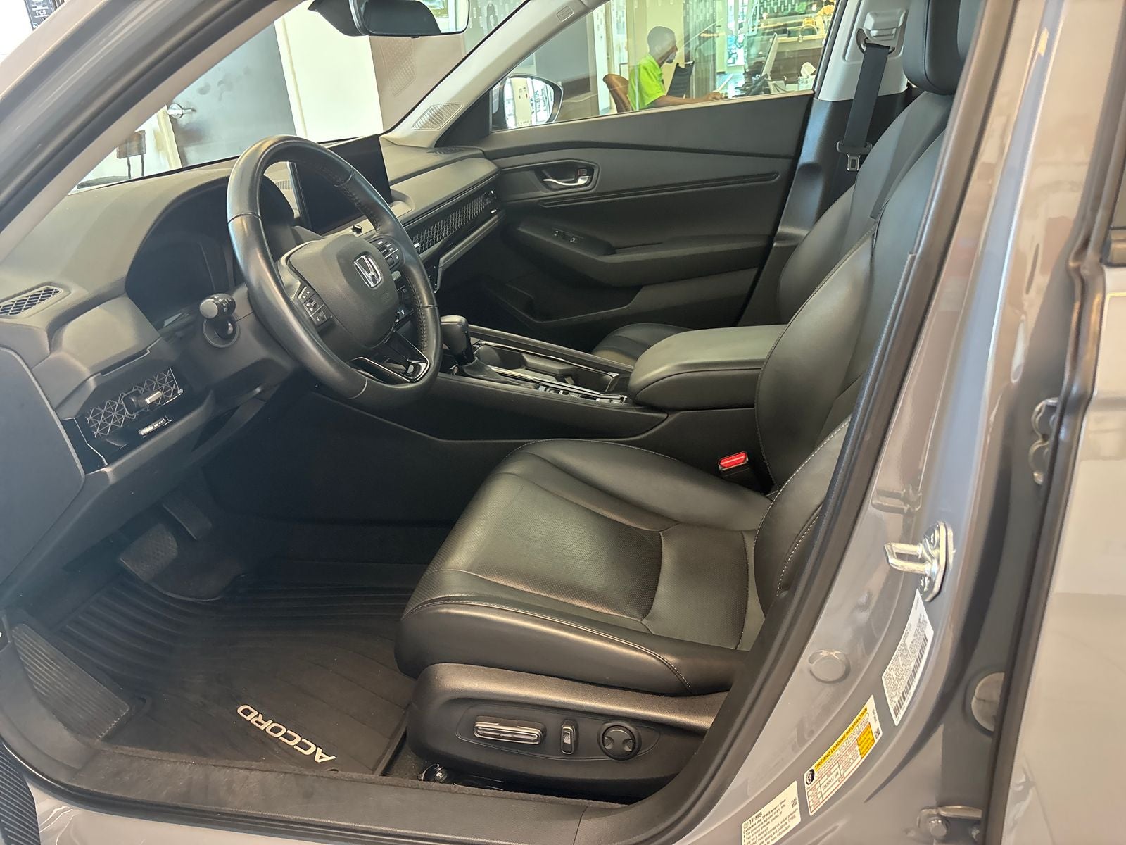 2023 Honda Accord Hybrid EX-L - Photo 12
