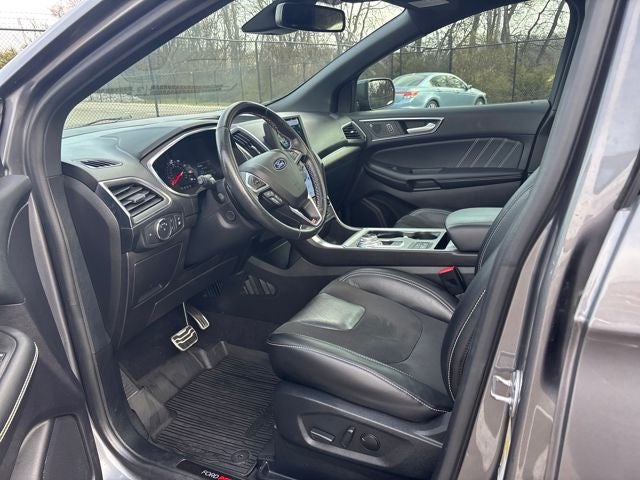 2021 Ford Edge ST