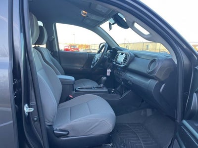 2022 Toyota Tacoma SR V6