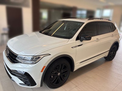 2022 Volkswagen Tiguan 2.0T SE R-Line Black