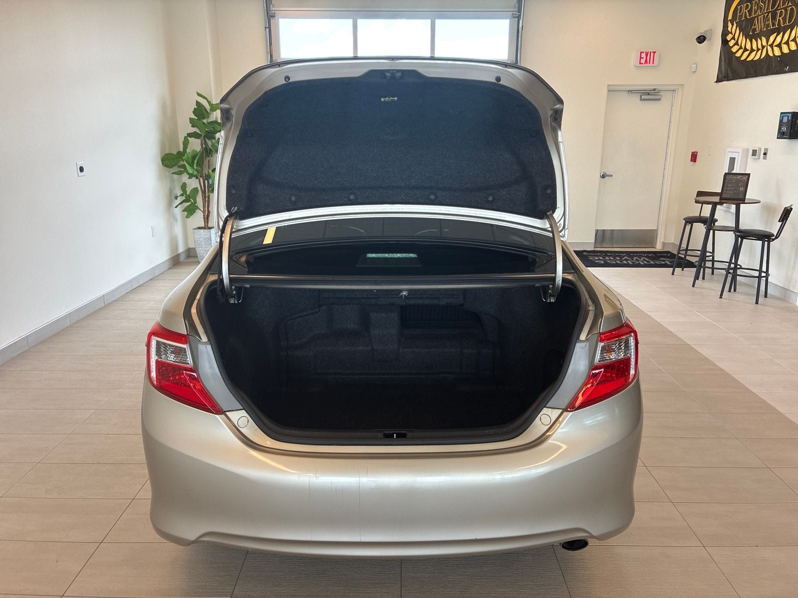 2014 Toyota Camry Hybrid XLE