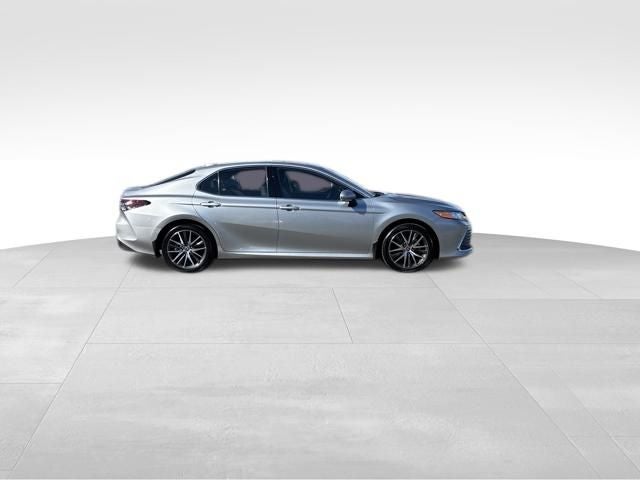 2024 Toyota Camry Hybrid XLE