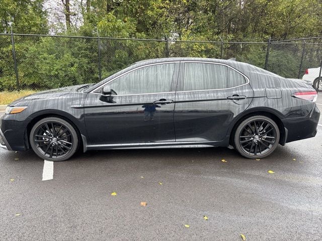 2021 Toyota Camry Hybrid XSE