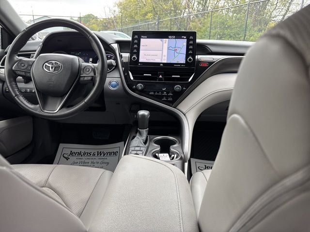 2021 Toyota Camry Hybrid XSE