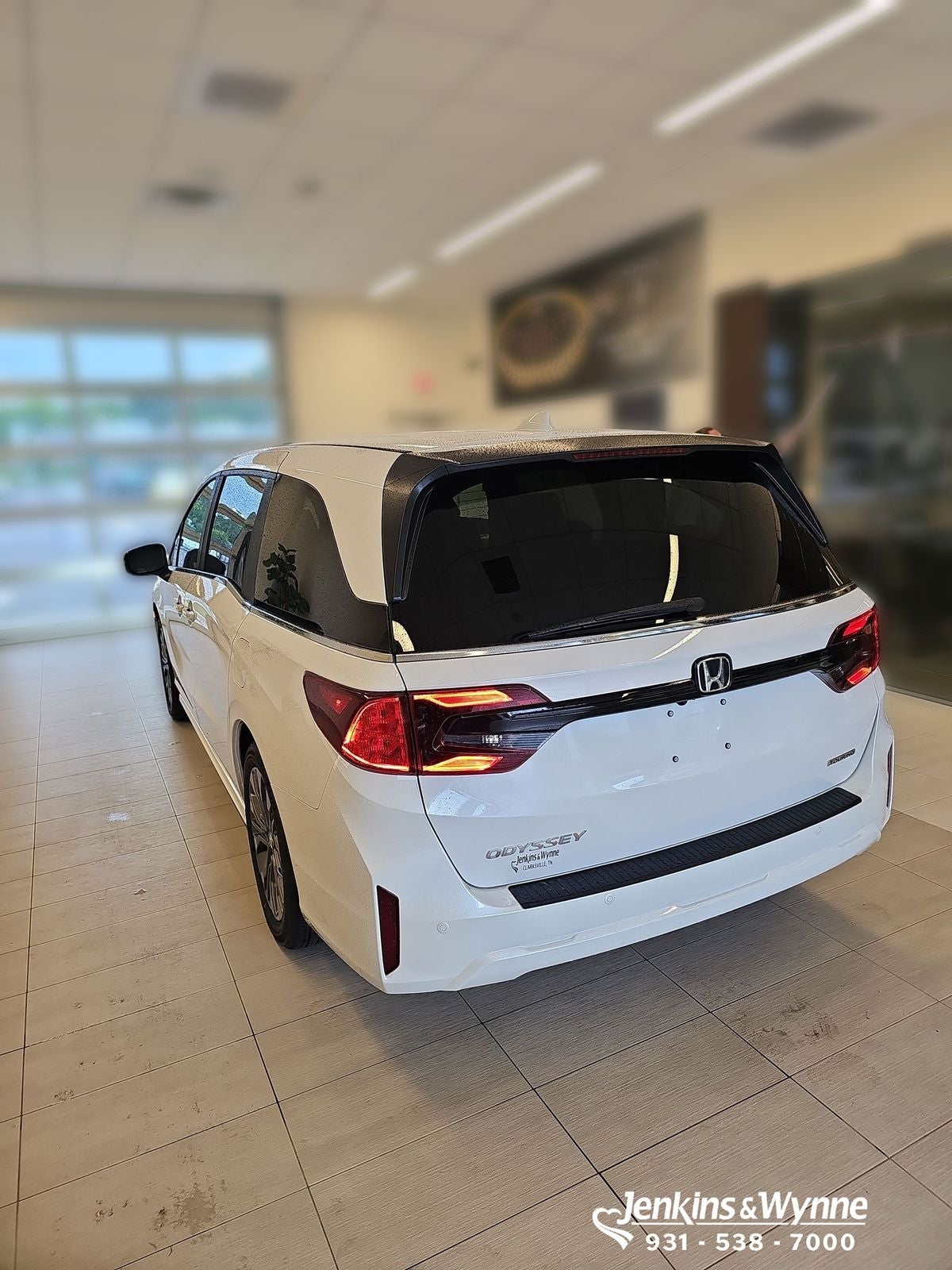 2026 Honda Odyssey Touring FWD