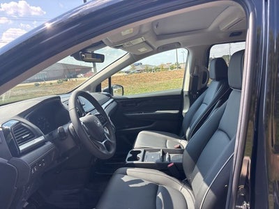 2026 Honda Odyssey Touring FWD