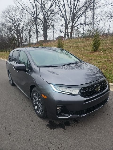 2026 Honda Odyssey Touring FWD