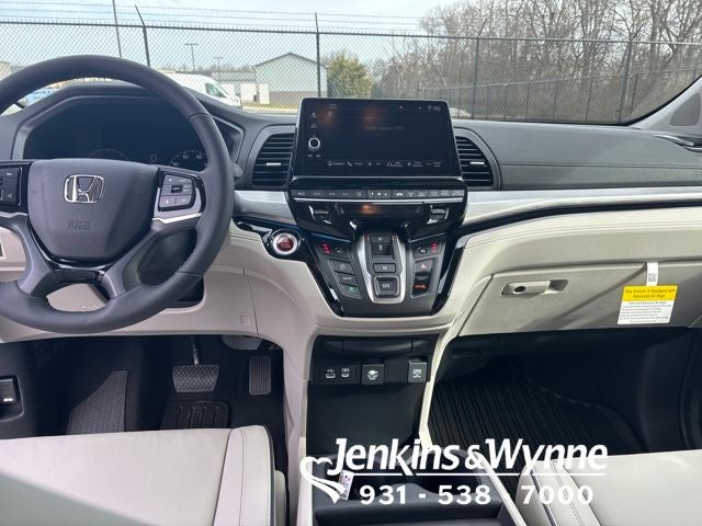 2026 Honda Odyssey Touring FWD