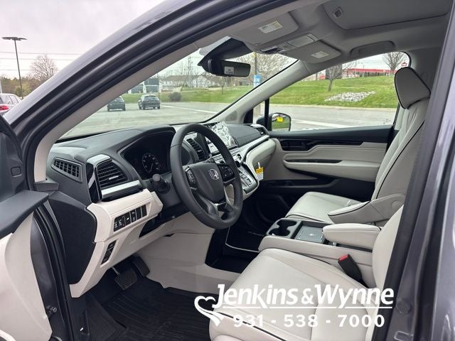 2026 Honda Odyssey Touring FWD