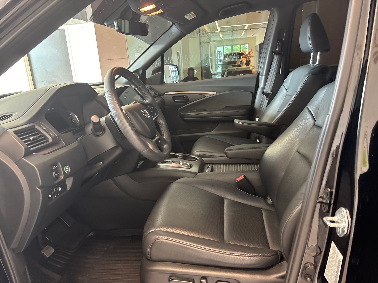 2023 Honda Passport EX-L - Photo 12