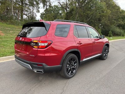 2025 Honda Pilot Touring+ FWD