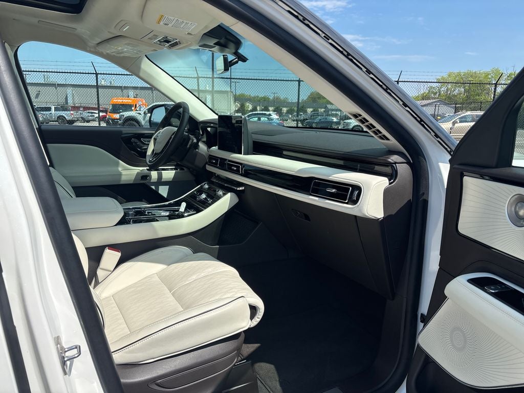 2024 Lincoln Aviator Black Label