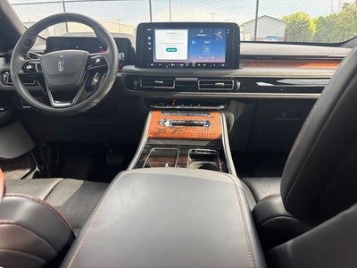 2025 Lincoln Aviator Black Label