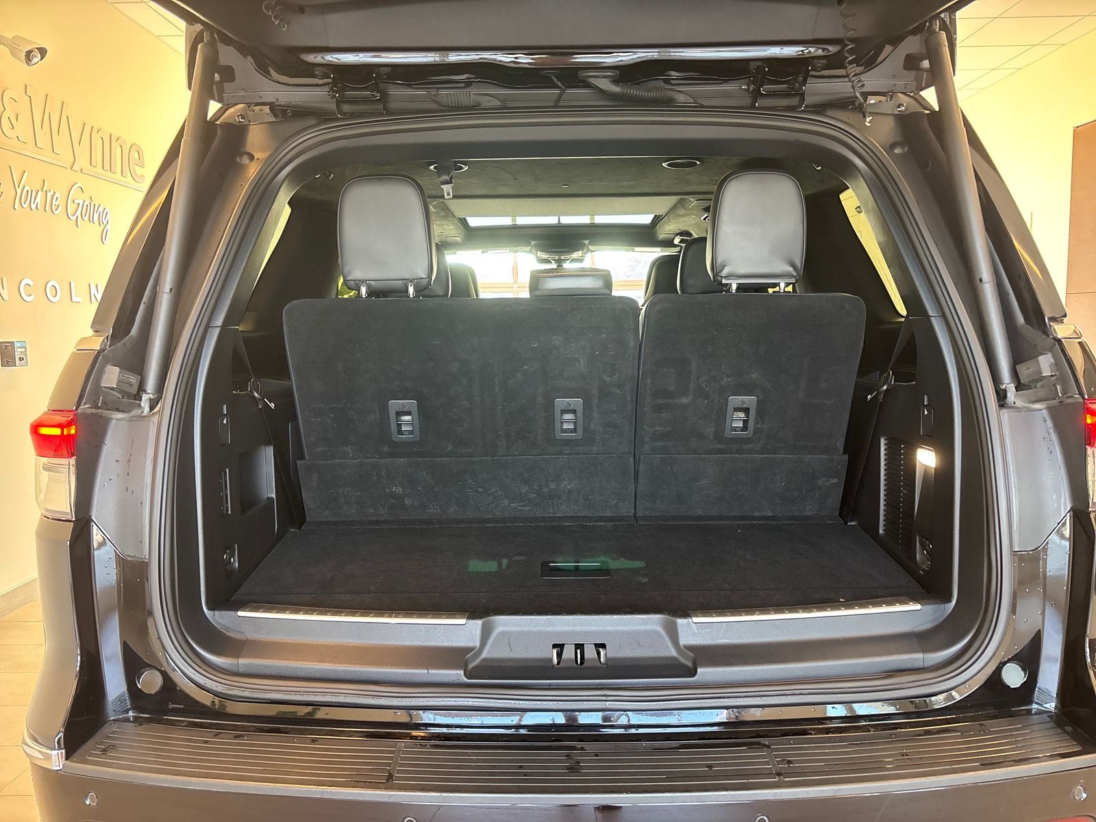 2022 Lincoln Navigator Black Label
