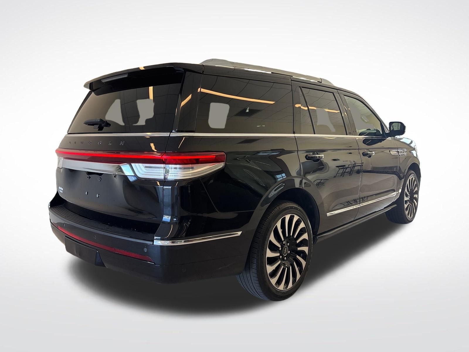 2022 Lincoln Navigator Black Label