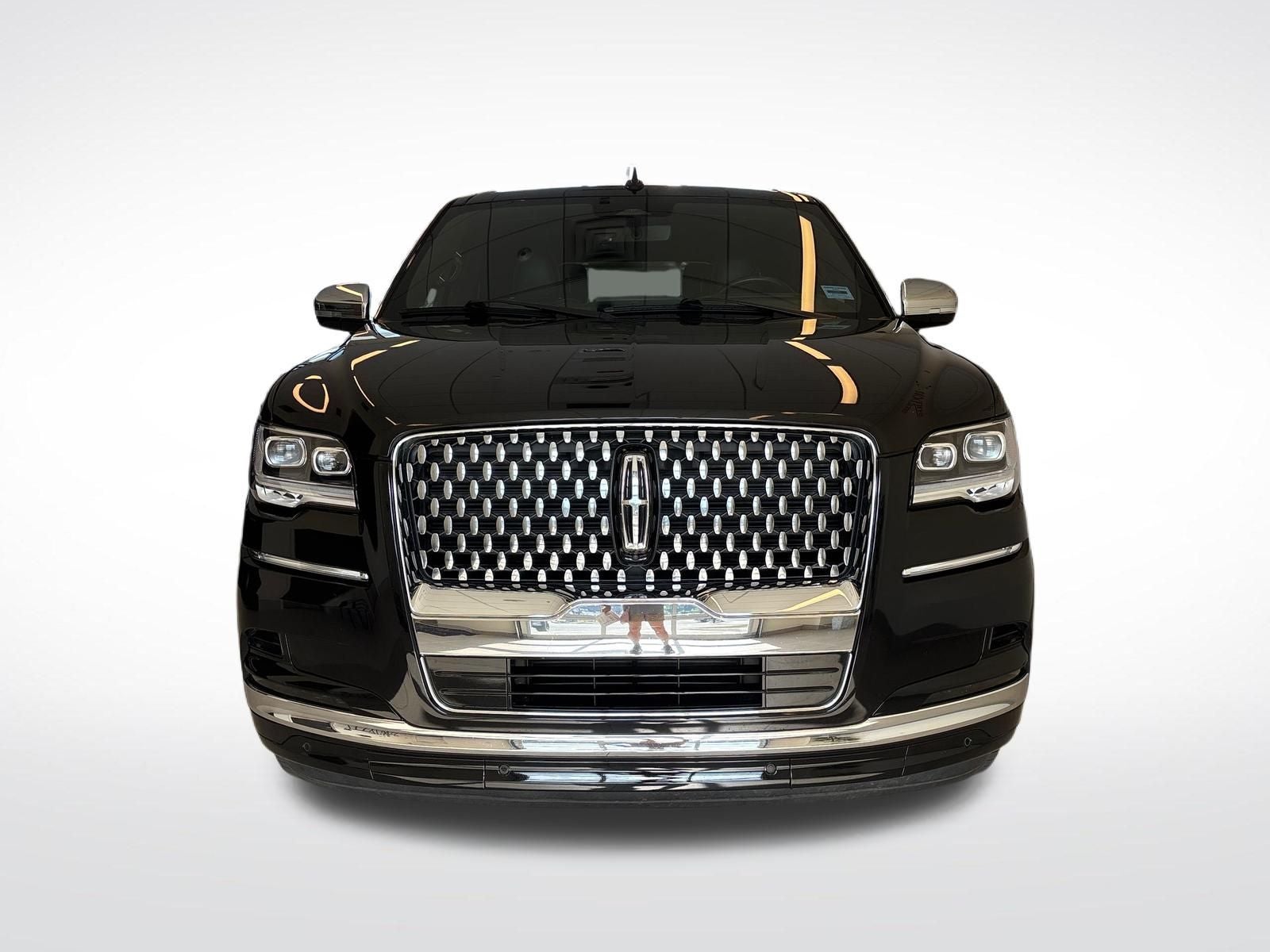 2022 Lincoln Navigator Black Label