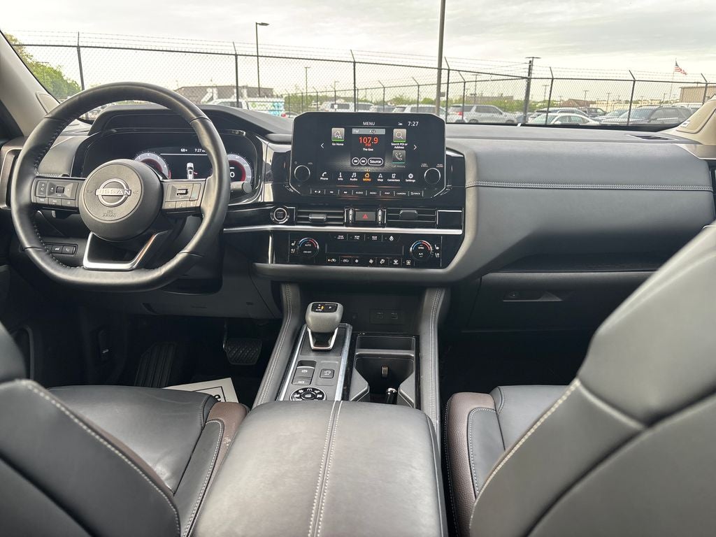 2024 Nissan Pathfinder Platinum