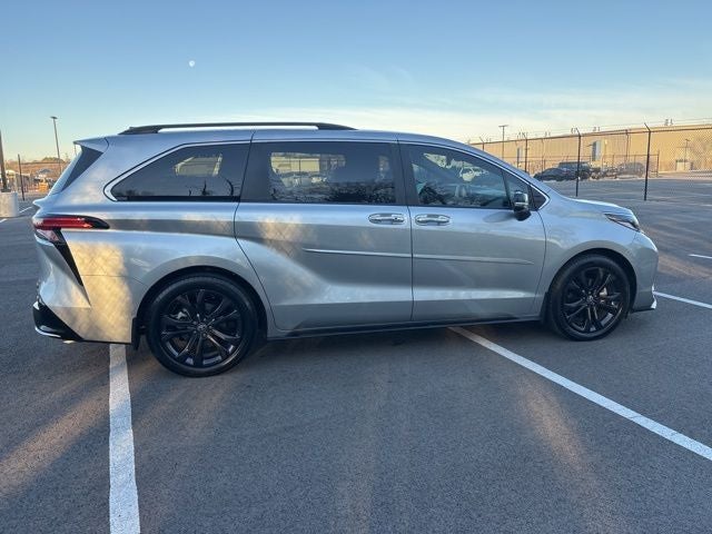 2024 Toyota Sienna XSE 7 Passenger