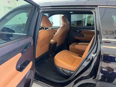 2020 Toyota Highlander Platinum