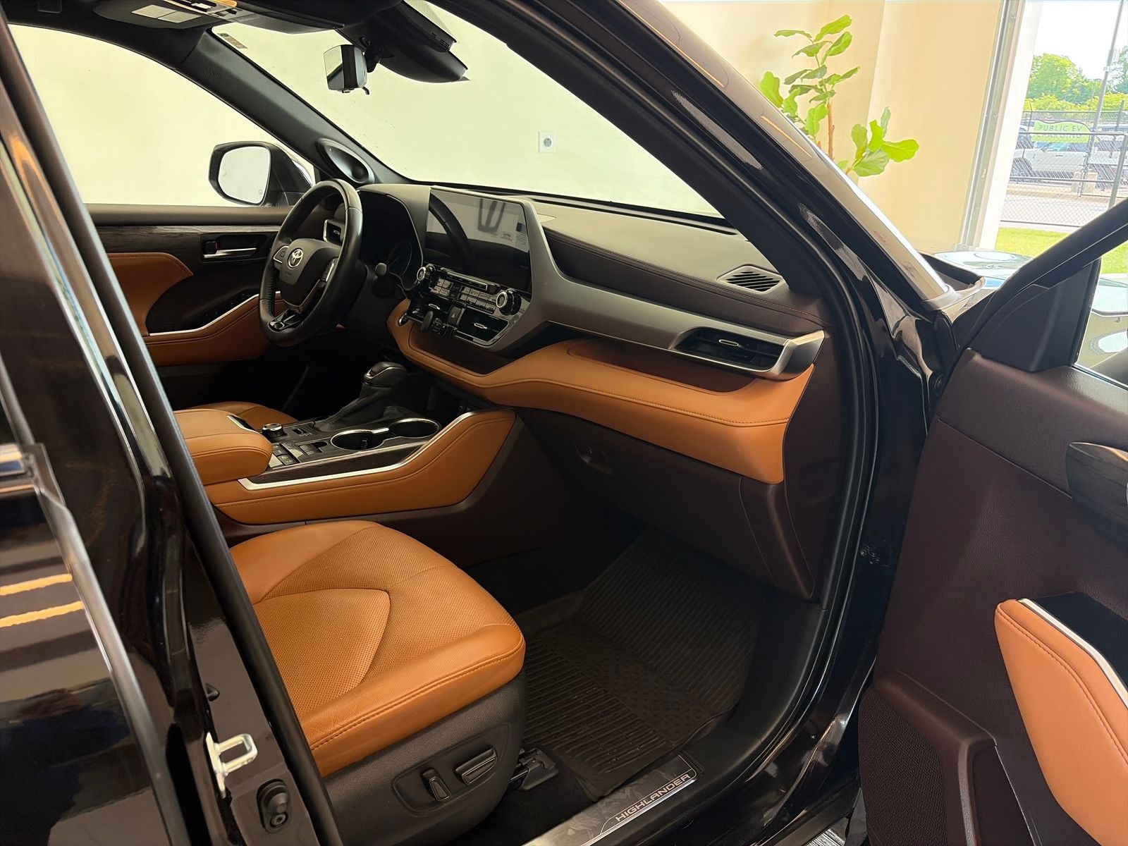 2020 Toyota Highlander Platinum