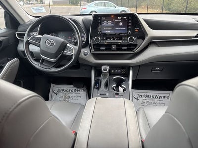 2022 Toyota Highlander XLE