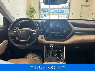 2022 Toyota Highlander XLE