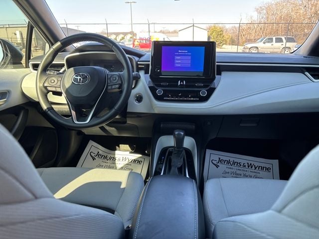 2023 Toyota Corolla Hatchback SE