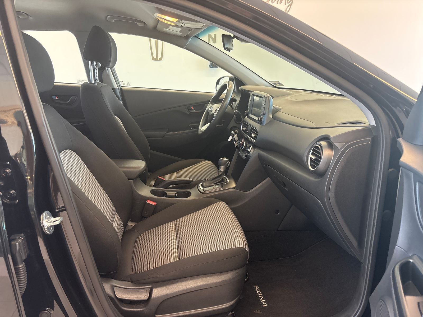 2020 Hyundai Kona SE