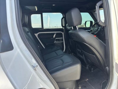 2022 Land Rover Defender 110 X-Dynamic SE