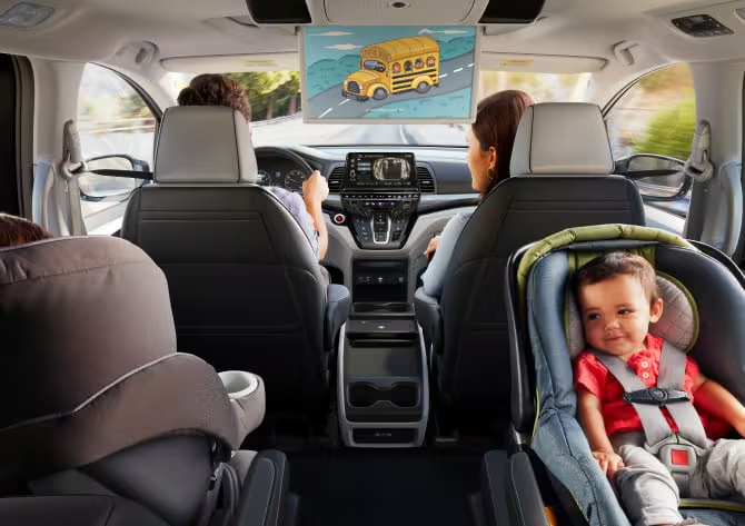 2026 Honda Odyssey Magic Slide second row seats family car seat configuration